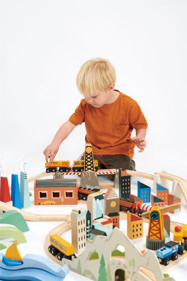 treinset Mountain View 145 cm hout 61-delig