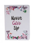 schrift never give up wit 14 cm