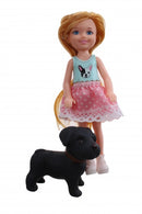 pop met hond roze rokje 14 cm