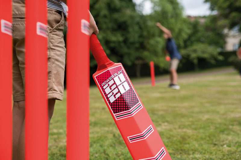 cricketset Powerplay 2020 maat 5 rood 10-delig