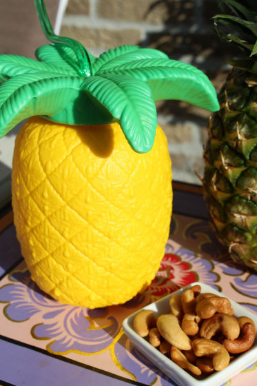 Ananas Beker met Rietje