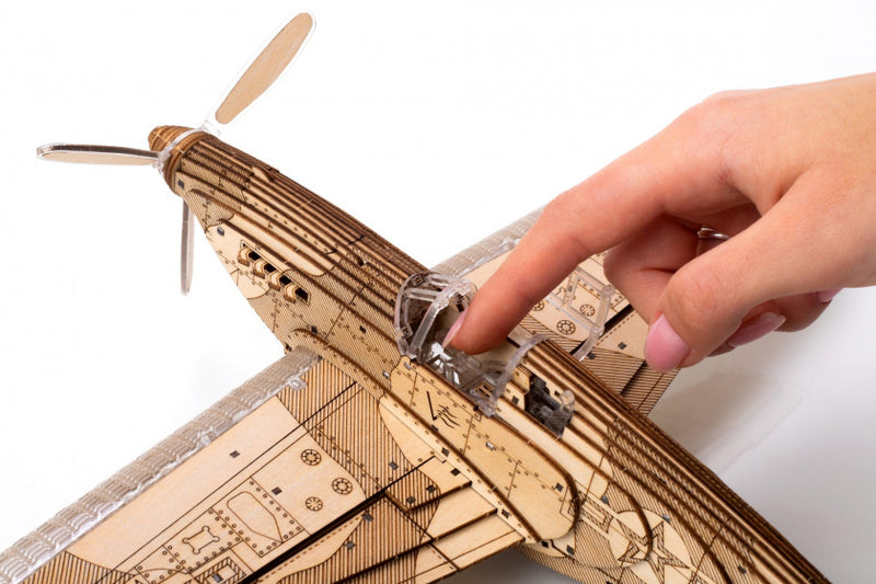 bouwpakket Speedfighter 35 x 13 x 30 cm hout bruin