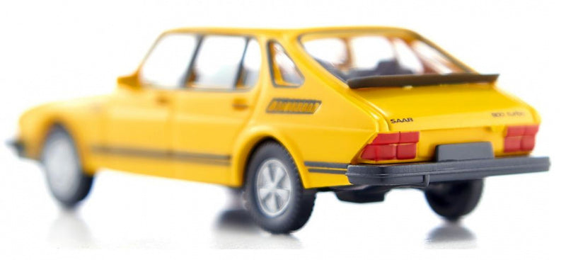 miniatuurauto Saab 900 Turbo 1:87 geel