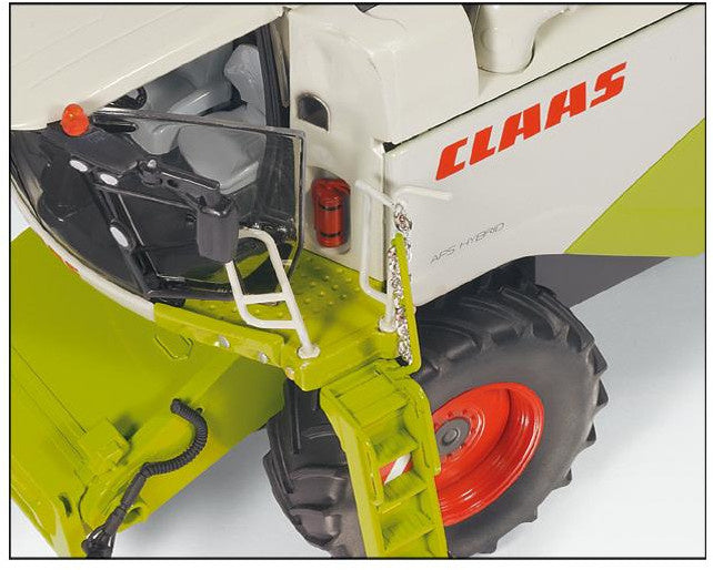 miniatuurmaaidorser Claas Tucano 570 1:32 zink groen