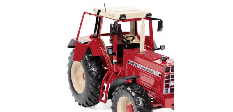miniatuurtractor IHC 1455 XL 1:32 rood/zwart