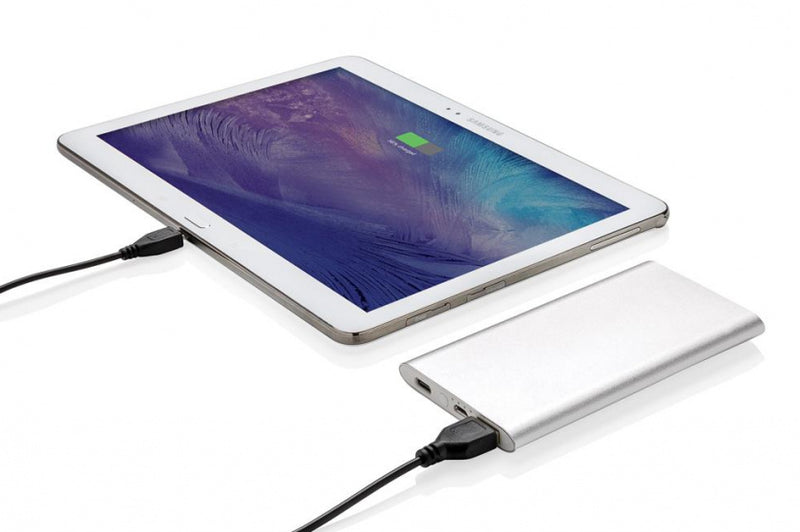 powerbank 4000 mAh 12 x 6,8 cm aluminium zilver